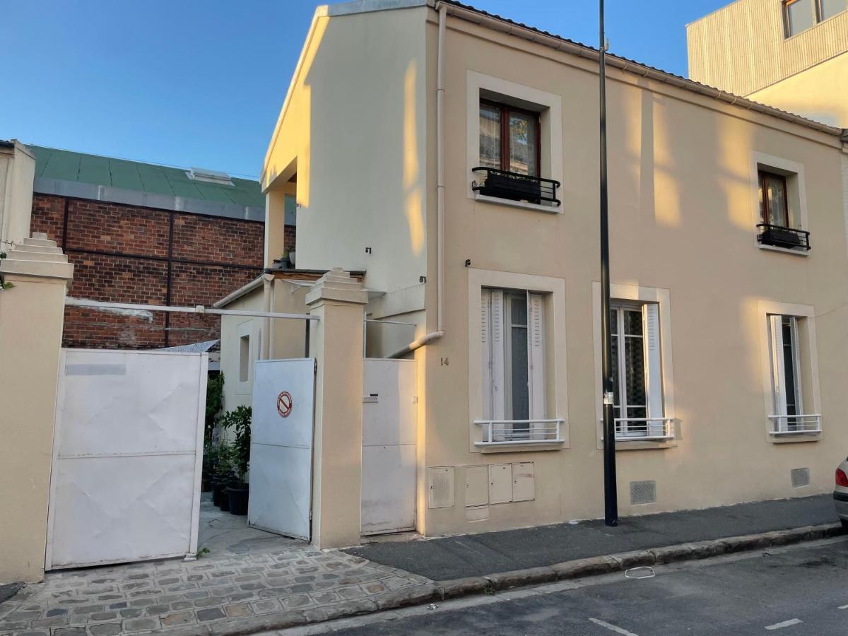 Agreable Appartement Dans Une Maison Saint-Denis  Ngoại thất bức ảnh