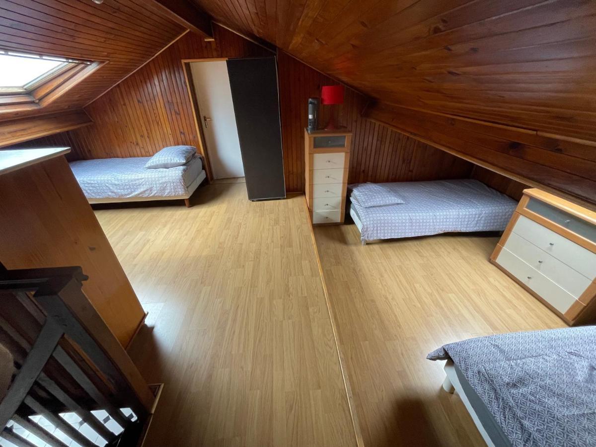 Agreable Appartement Dans Une Maison Saint-Denis  Ngoại thất bức ảnh